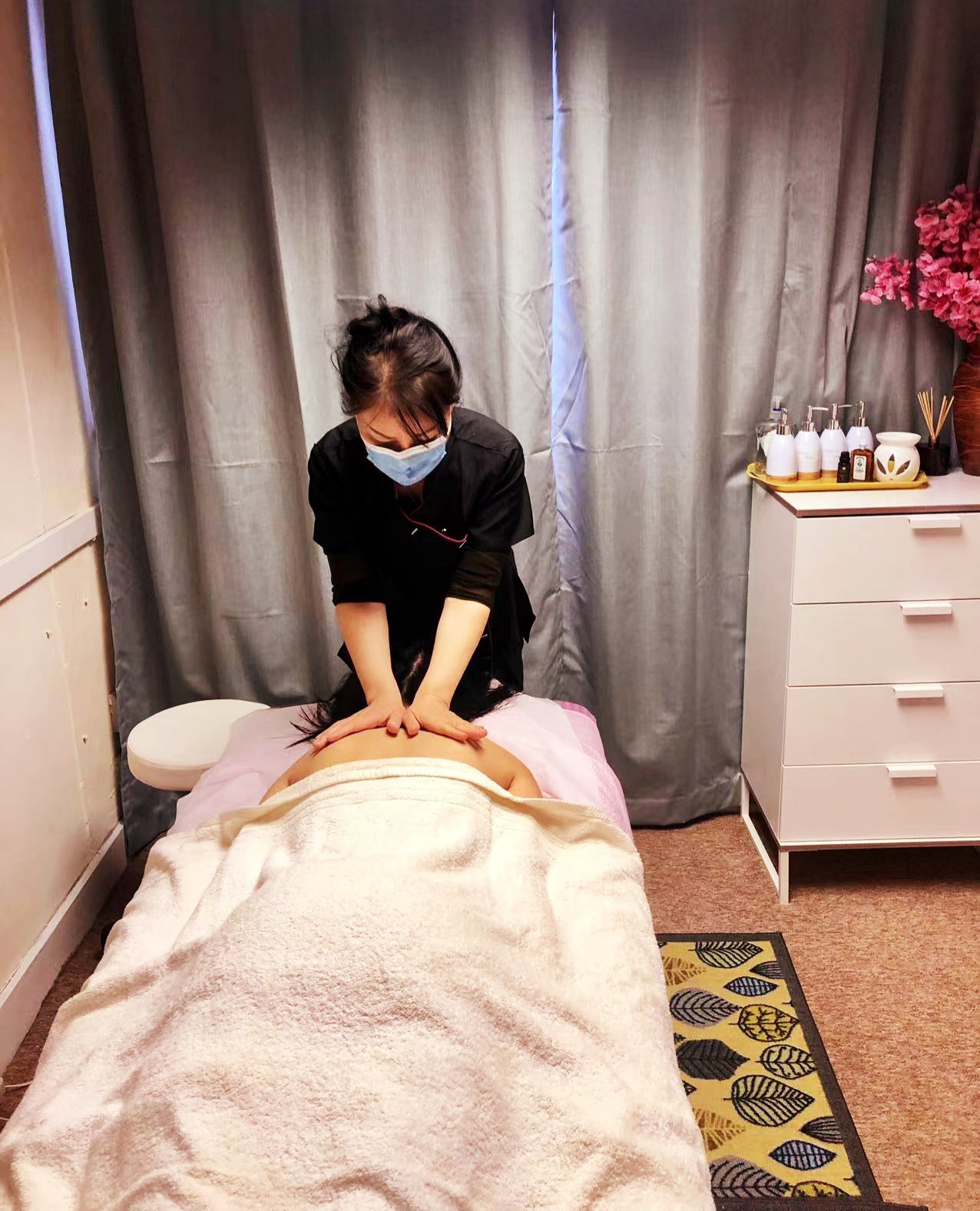 life_light_therapy_massage_east_grinstead_web